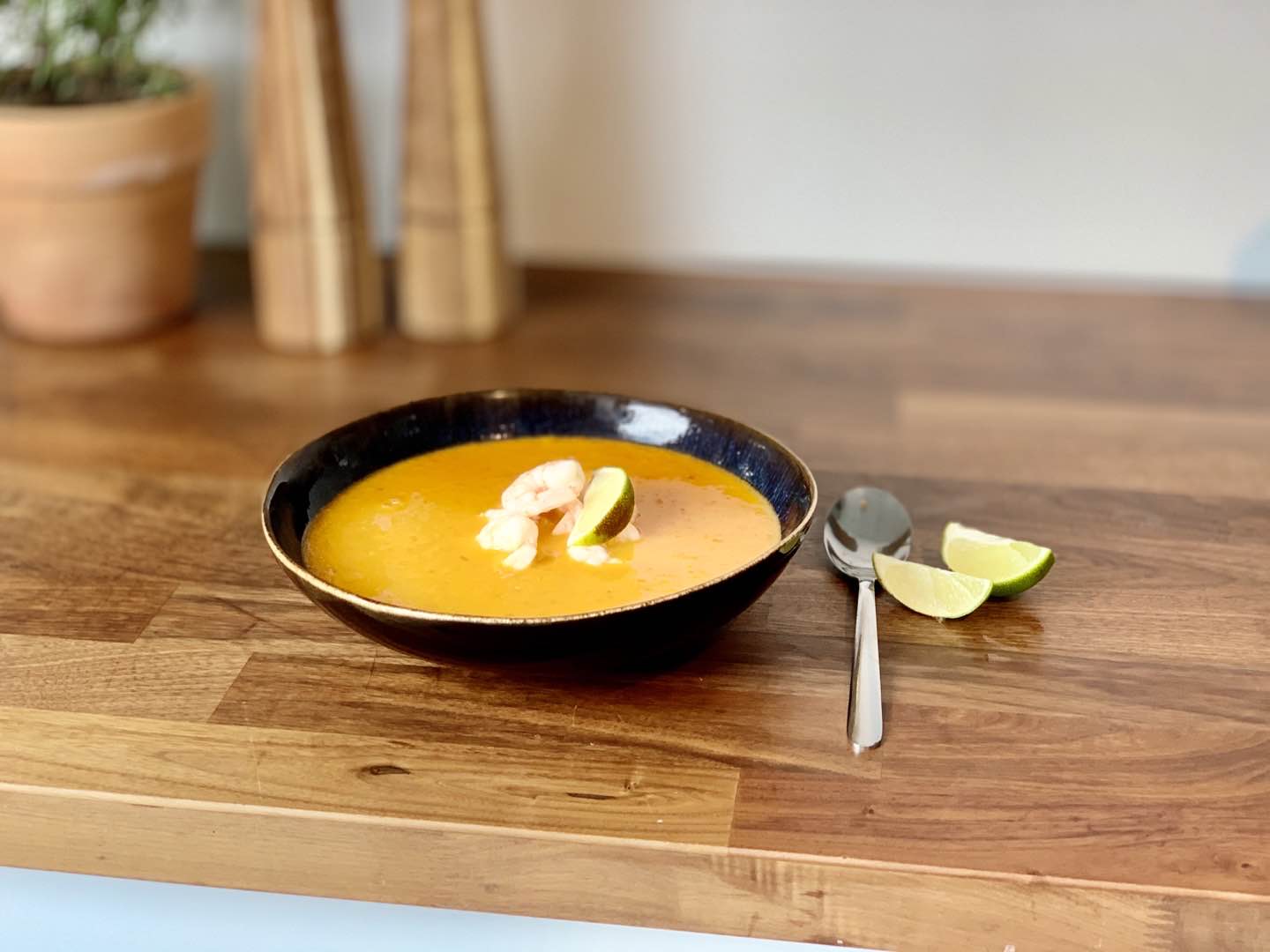 a bowl with bean soupe