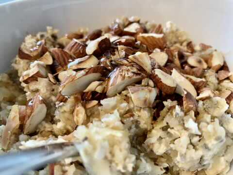 Haferflockenmüsli mit Apfelmus